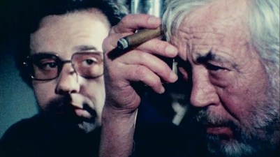 Peter Bogdanovich, John Huston in Orson Wells' "The Other Side Of The Wind"